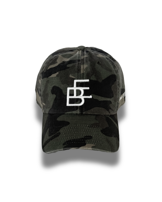 Stacked Icon BE. Hat in CAMO